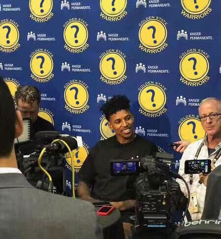 未来巨星！拜仁捡漏成功！