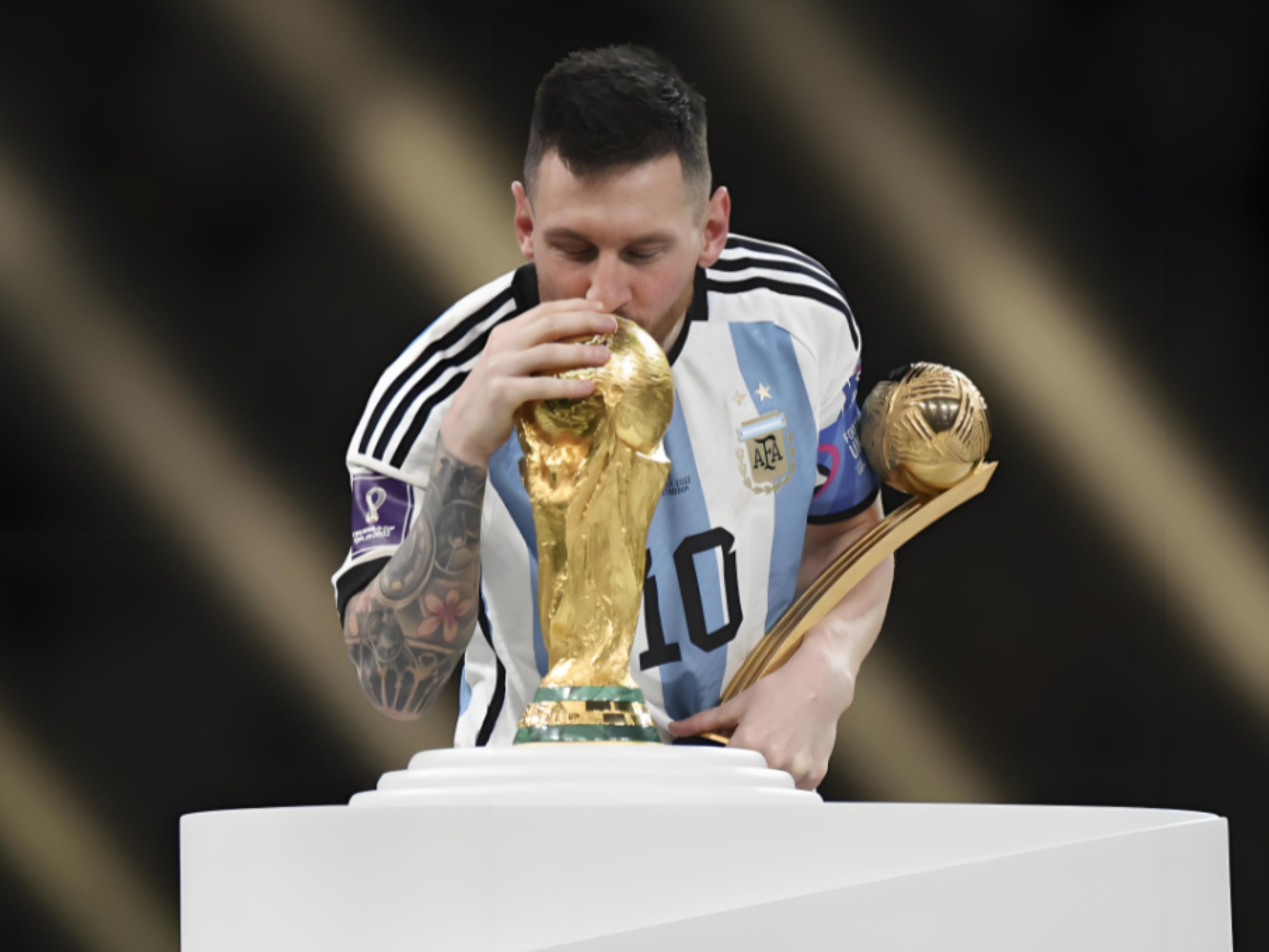 亚泰小将景泊羲完成中超首秀，月初曾说自己的梦想是中超首发