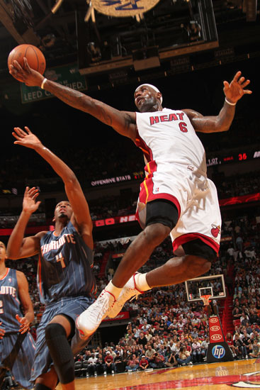 拉波尔塔：想等诺坎普竣工再致敬梅西，那天诺坎普会座无虚席