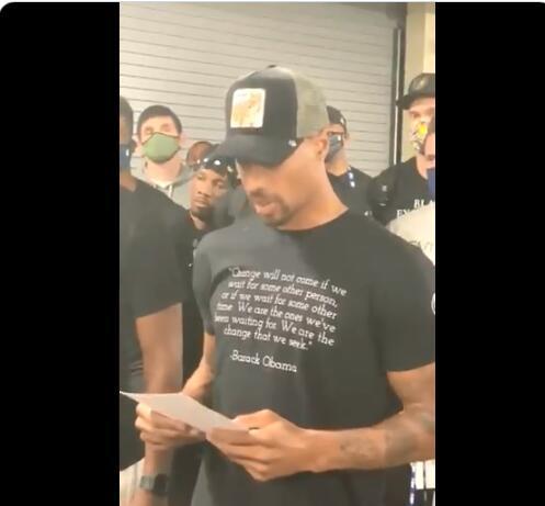 [图]战胜因达农 王祉怡晋级年终总决赛女单决赛