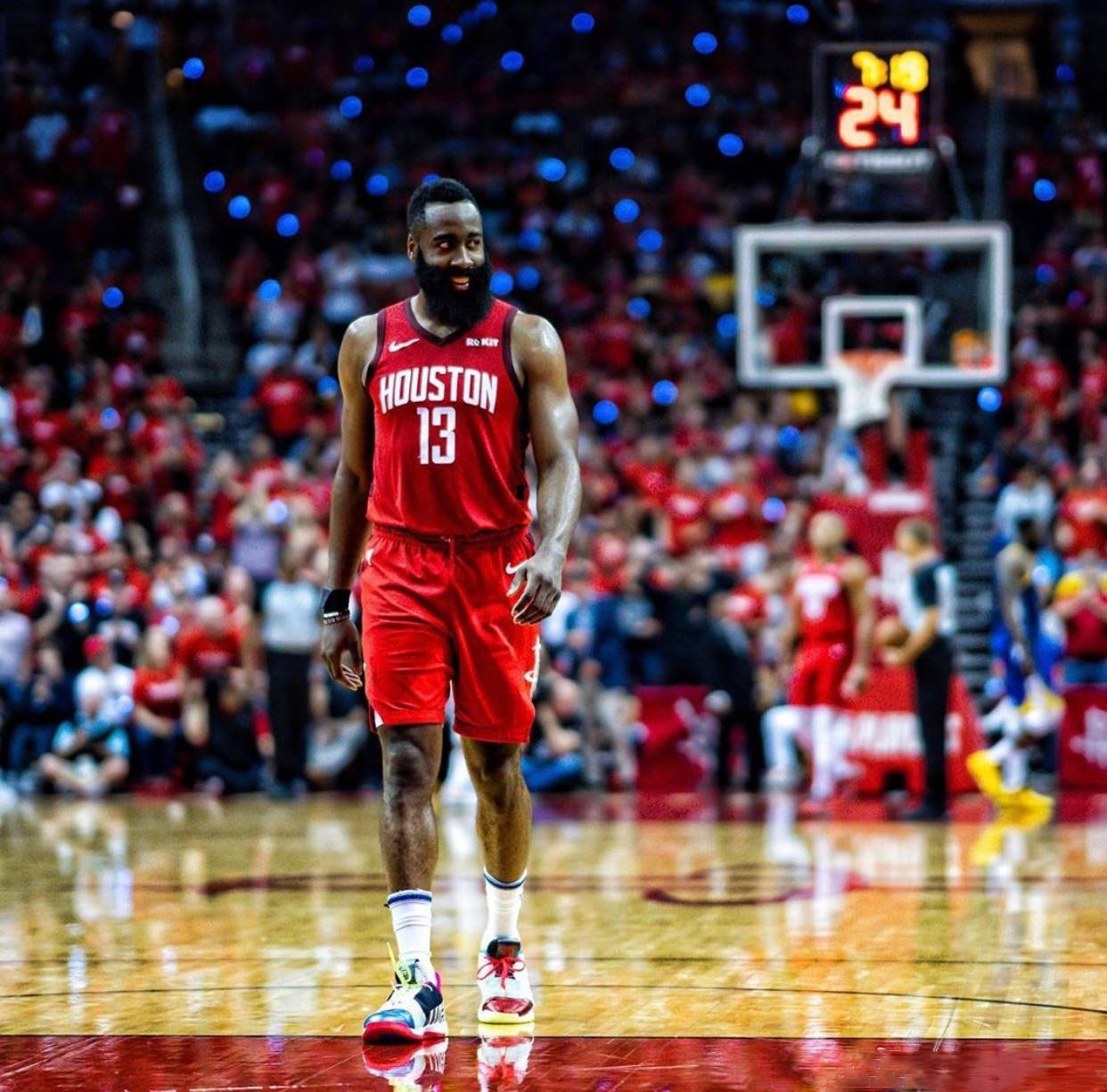 官方：大谷翔平荣膺 2025 年美联社（AP）年度最佳男运动员，成为史上首位四度获此殊荣的棒球选手