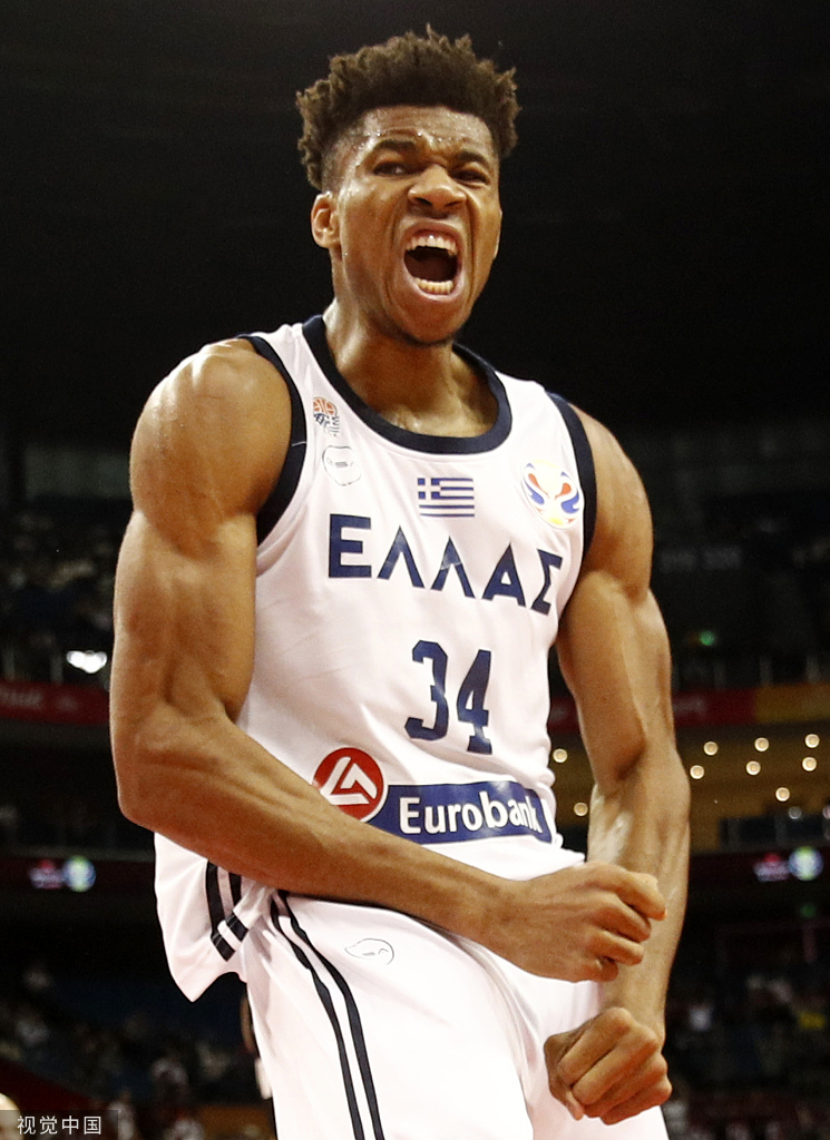 首钢遭重创！周琦眼睛再受伤，球队迎来伤病潮，新大外援即将到位