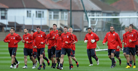 3-2,29岁拜仁旧将萨内1球1助,率队揽36分领跑,领先穆帅前东家4分